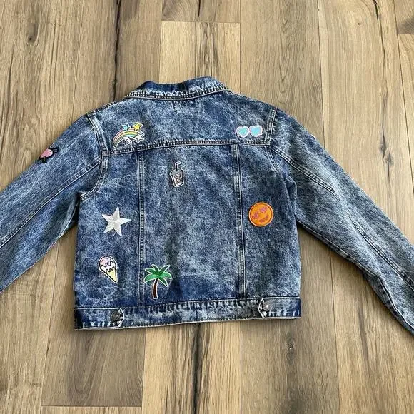 Lola and The Boys Women’s Large All About The Patch Denim Jacket Colorful EUC - Picture 10 of 11